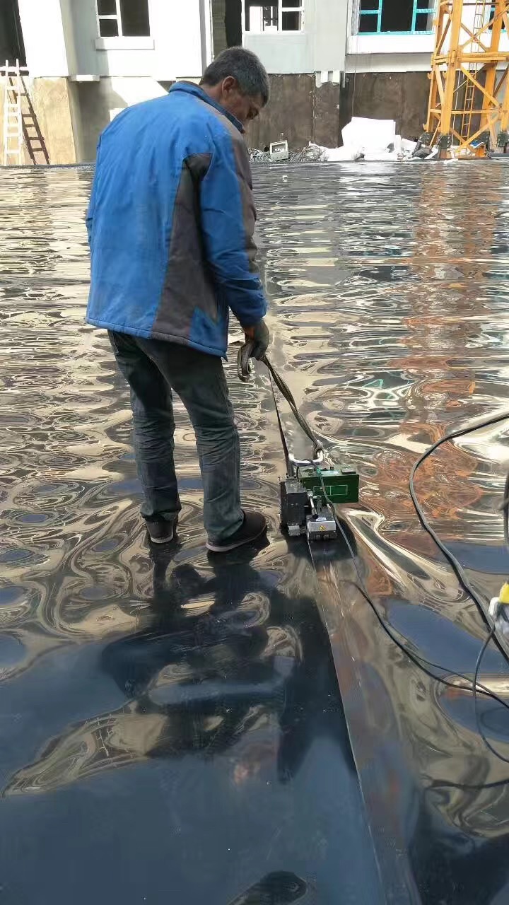 Geomembrane Project Cases05